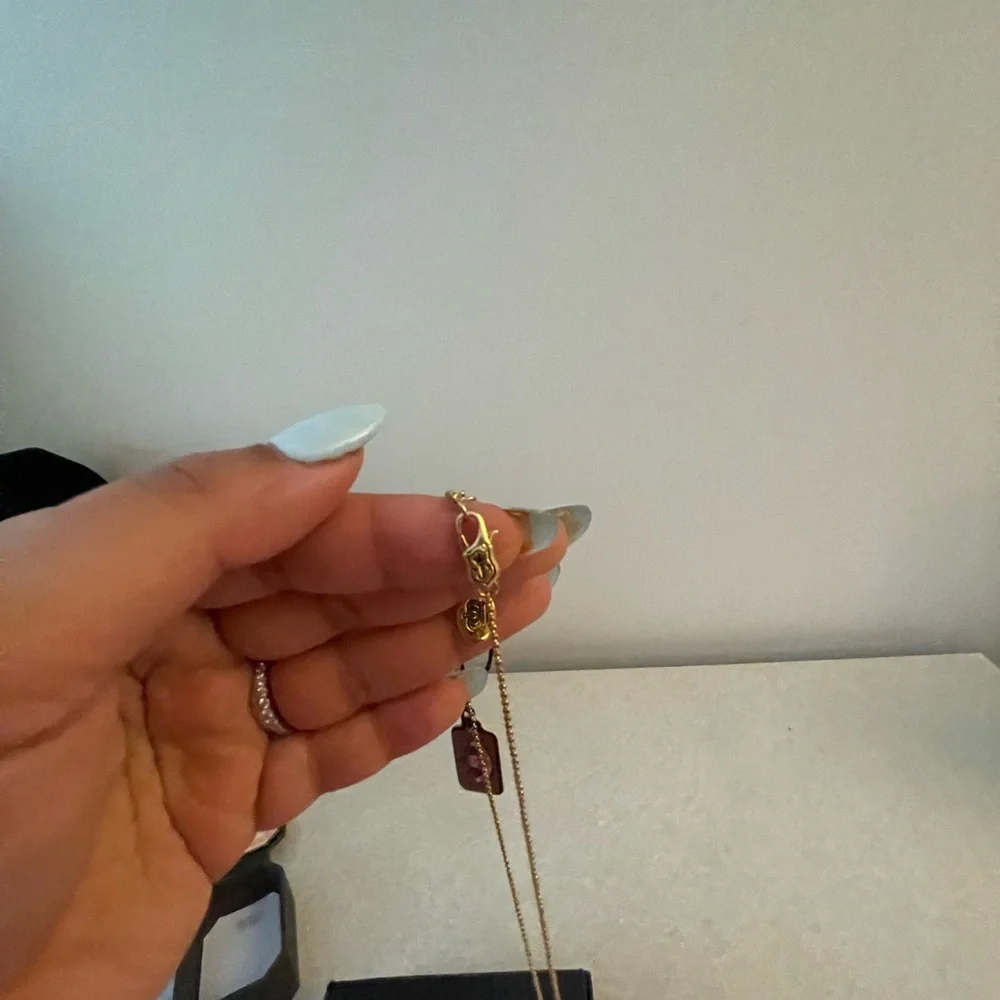 Juicy Couture Peace Sign Necklace with CZ *Brand New with Tags* - Picture 9 of 11